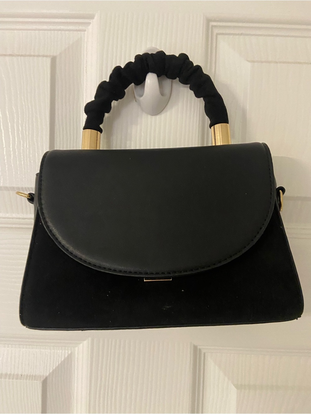 BY ROEM Black Structured Handbag/Crossbody Bag